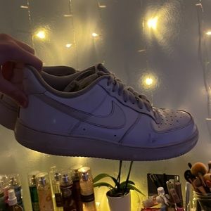 Air force 1s men size 9.5